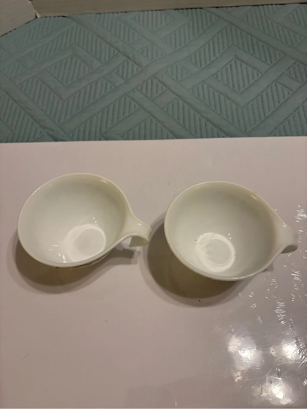 Vintage Corelle Crazy Daisy Spring Blossom Green Hook Handle Tea Cups Set Of 2